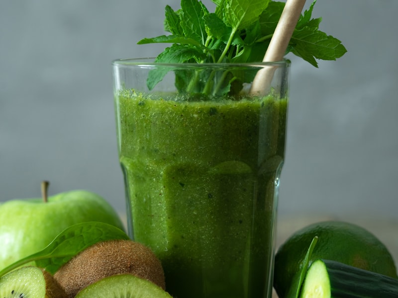 Spinach Pineapple Ginger Smoothie