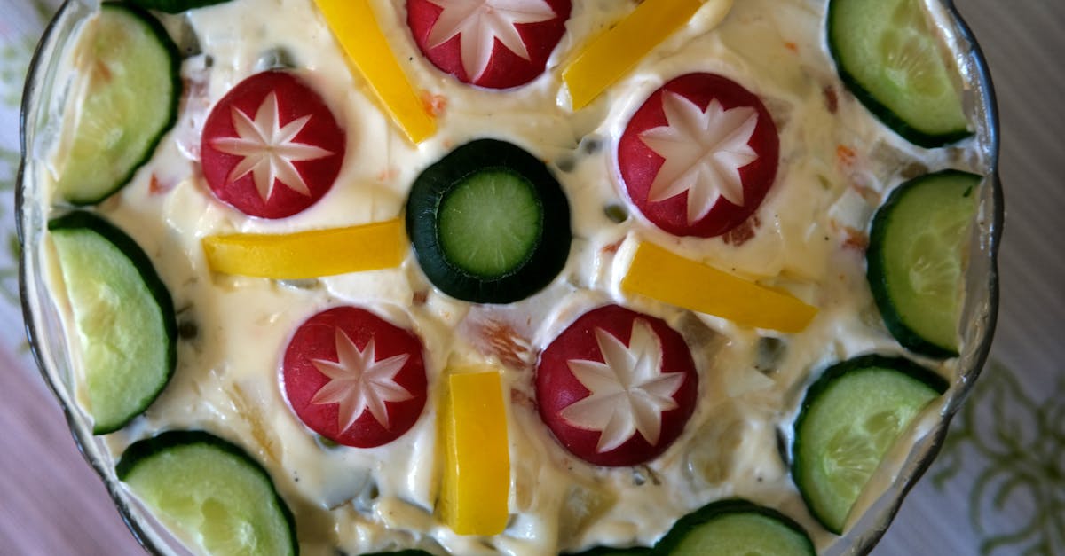 Japanese Cucumber Salad (Sunomono)